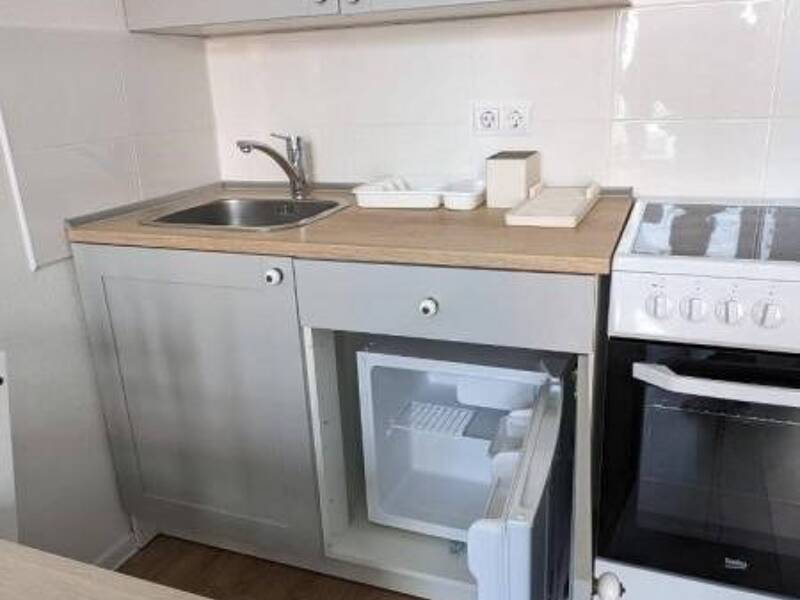 Maison à louer, 17m², PARIS 18E