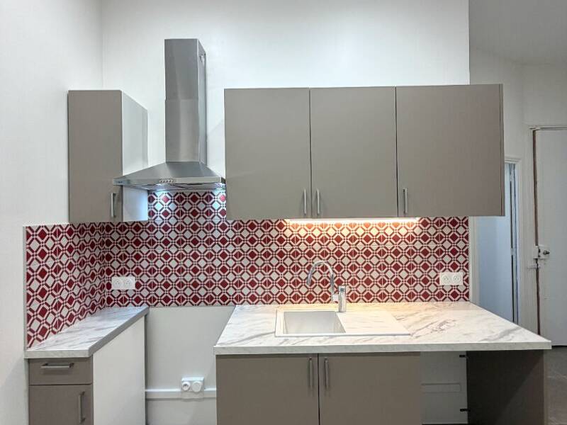 Maison à louer, 20m², PARIS 18E