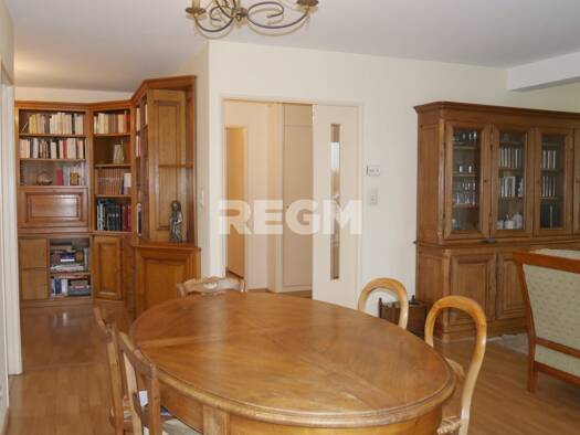 Appartement à vendre 335 000 € 4 pièces 3 chambres 135 m² Étage 2/3 Gare Troyes 10000