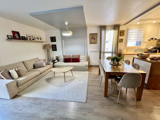 Appartement à louer 2 500 € 4 pièces 3 chambres 91 m² Étage 3/8 Louis Vicat Vanves 92170