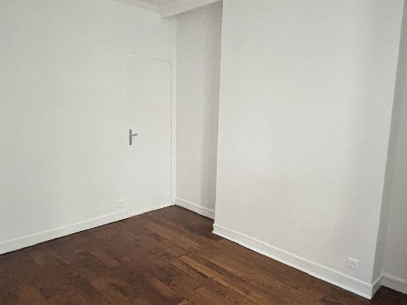 Maison à louer, 32m², PARIS 16E