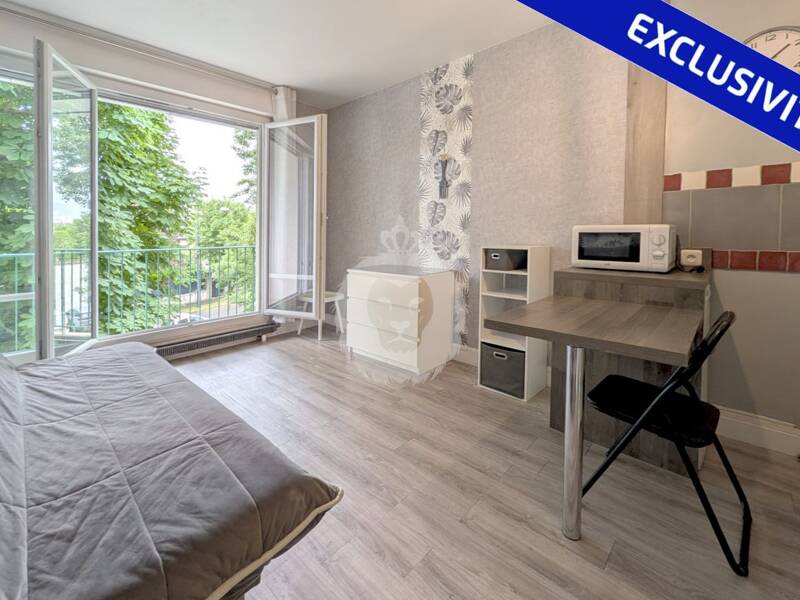 Maison à louer, 17m², SAINT MAUR DES FOSSES