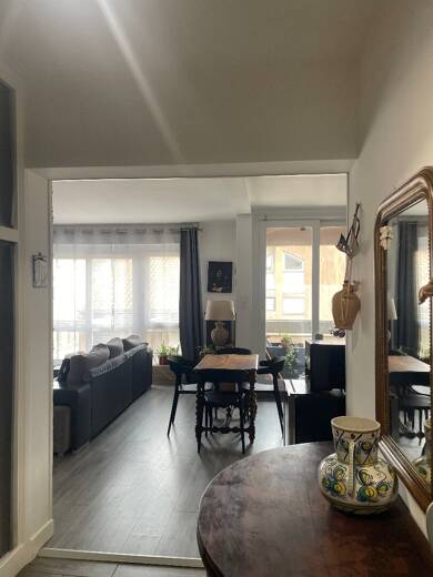 Appartement à vendre 120 000 € 3 pièces 2 chambres 66 m² Dernier étage, Étage 4/4 Centre Ville Macon 71000
