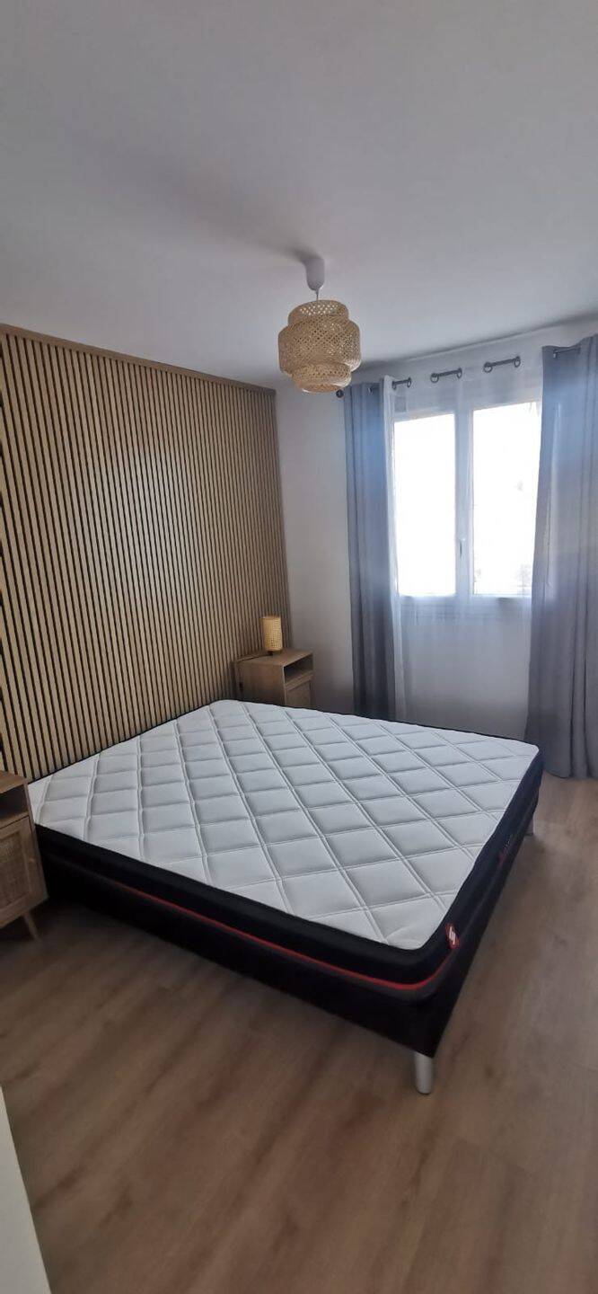 Maison à louer, 57m², CHAMPAGNE AU MONT D'OR