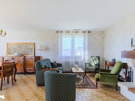 Maison à vendre 257 000 € 5 pièces 4 chambres 108 m² 1 207 m² de terrain La Gare Libourne 33500