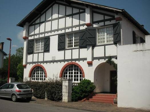 Maison à vendre 260 000 € 8 pièces 5 chambres 187 m² 983 m² de terrain Saint-Palais 64120