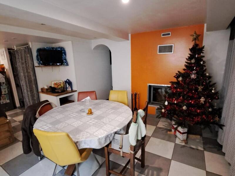 Maison à vendre, 110m², CORPS