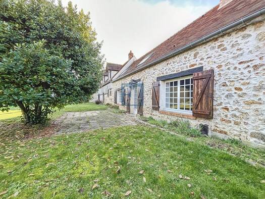 Maison à vendre 597 400 € 6 pièces 4 chambres 145 m² Gallot Les Essarts-le-Roi 78690