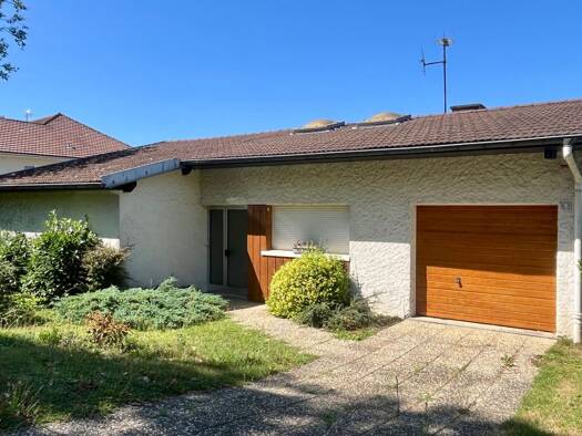 Maison de plain-pied à vendre 325 000 € 6 pièces 3 chambres 138 m² 1 382 m² de terrain Chaleze 25220