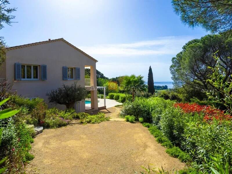 Maison à vendre, 195m², LA CROIX VALMER