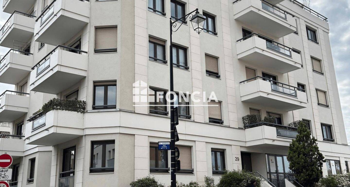 Maison à louer, 24m², COURBEVOIE
