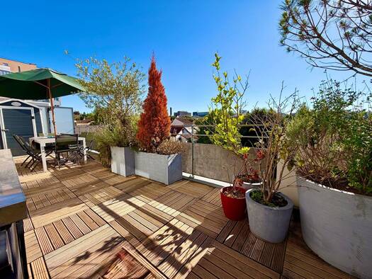 Appartement à vendre 635 000 € 4 pièces 3 chambres 98 m² Étage 4/6 Barmonts Villejuif 94800