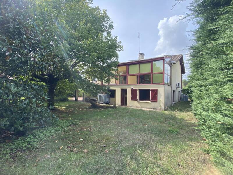 Maison à vendre, 130m², SAINT YZAN DE SOUDIAC
