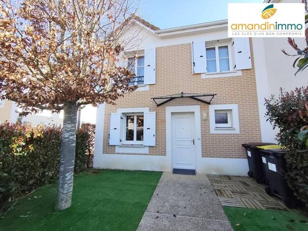 Maison à vendre 270 000 € 4 pièces 3 chambres 69 m² 186 m² de terrain Cesson 77240