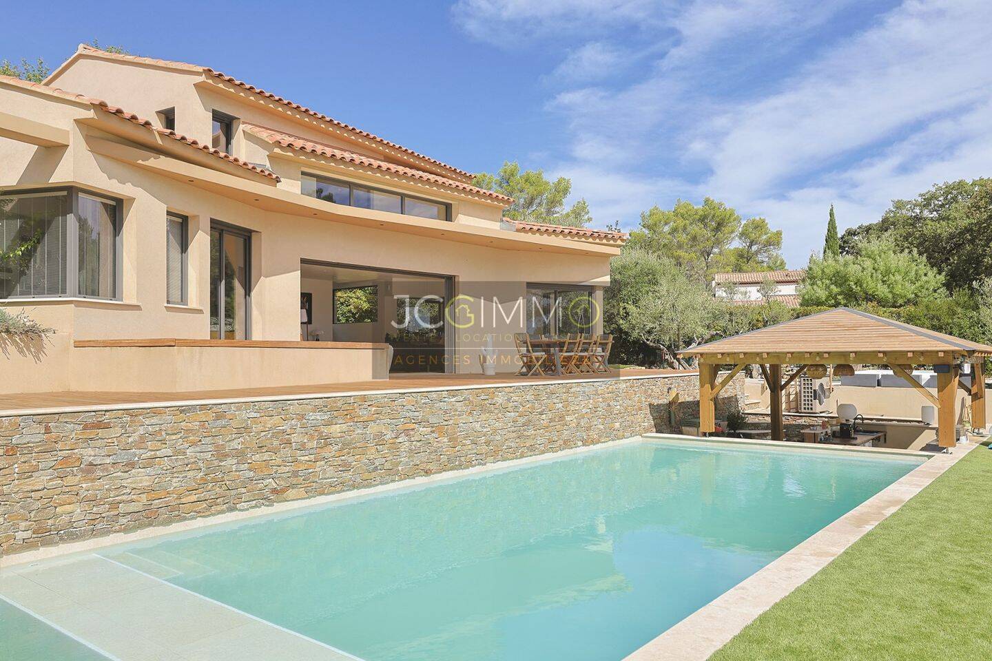 Maison à vendre, 150m², SOLLIES VILLE