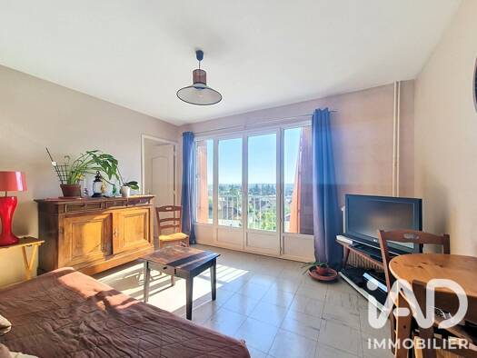 Appartement à vendre 70 000 € 3 pièces 2 chambres 58,9 m² Étage 2/3 Bellevue les Ozieres Yzeure 03400
