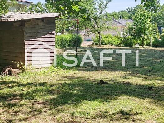 Terrain constructible à vendre 70 000 € 1 073 m² de terrain Polliat 01310