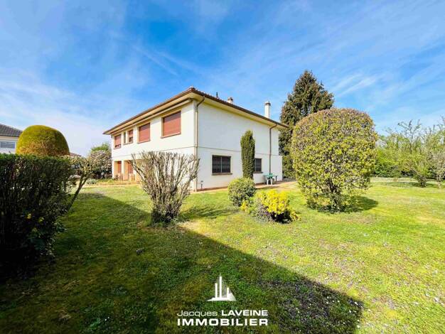 Maison à vendre 386 000 € 8 pièces 5 chambres 190 m² 1 977 m² de terrain Marly 57155