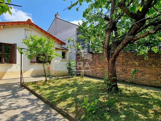 Maison à vendre 253 000 € 3 pièces 2 chambres 40 m² 198 m² de terrain Ruffins-Théophile Sueur-Montreau-Le Morillon Montreuil 93100