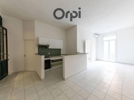 Appartement à vendre 85 000 € 2 pièces 1 chambre 48 m² Étage 1/2 Clémenceau Perpignan 66000