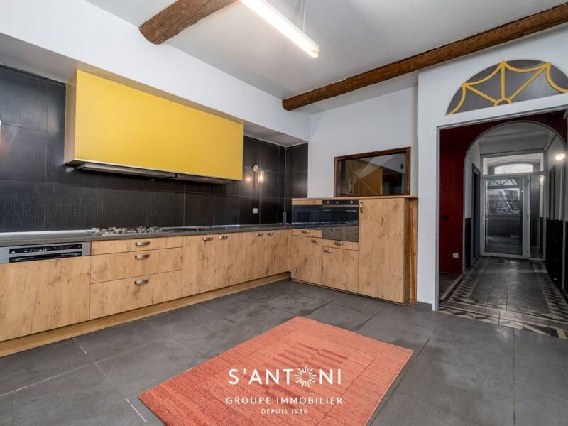 Maison à vendre, 325m², BESSAN