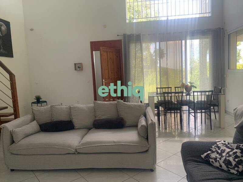 Maison à louer, 140m², SAINTE ROSE