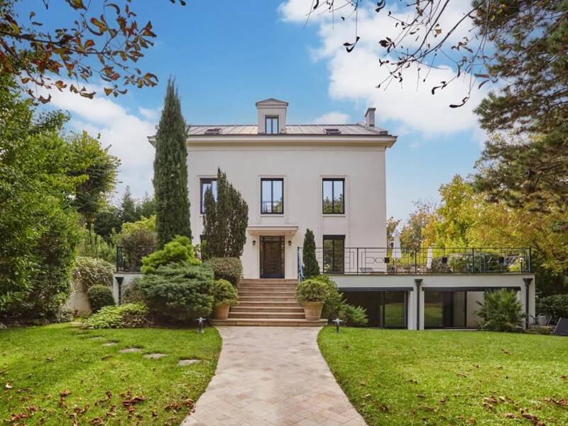 Maison à vendre, 400m², SAINT MAUR DES FOSSES