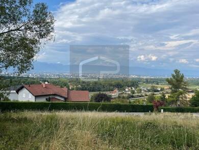 Terrain constructible à vendre 350 000 € 537 m² de terrain Bossey 74160
