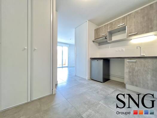 Appartement à louer 557 € 2 pièces 1 chambre 38,3 m² 2ème étage Le Centre Seysses 31600