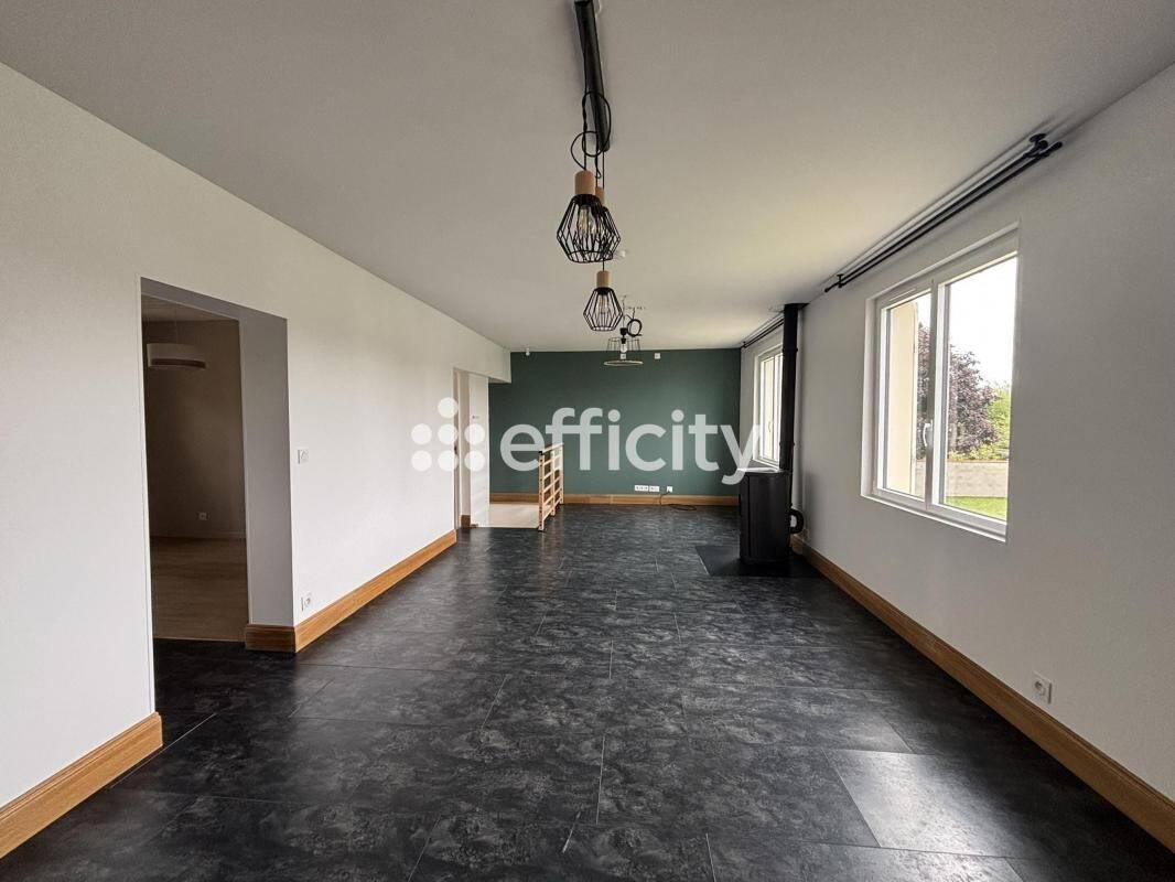 Maison à vendre, 120m², SURGERES