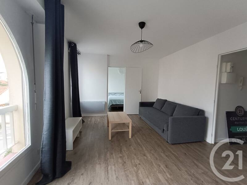 Maison à louer, 39m², LA LONDE LES MAURES