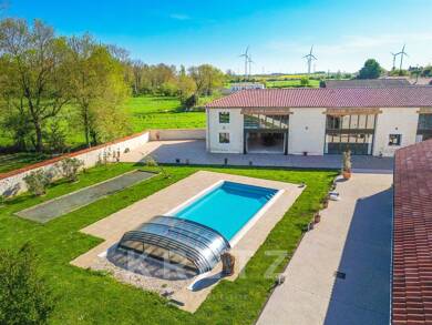 Maison à vendre - Neuf 918 750 € 6 pièces 3 chambres 400 m² 5 500 m² de terrain Sud La Rochelle 17000