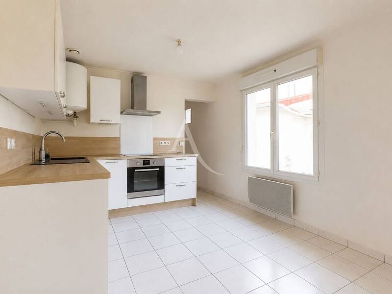 Maison à louer, 38m², NANTERRE