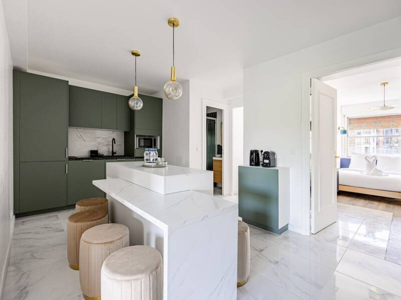 Maison à louer, 85m², PARIS 15E