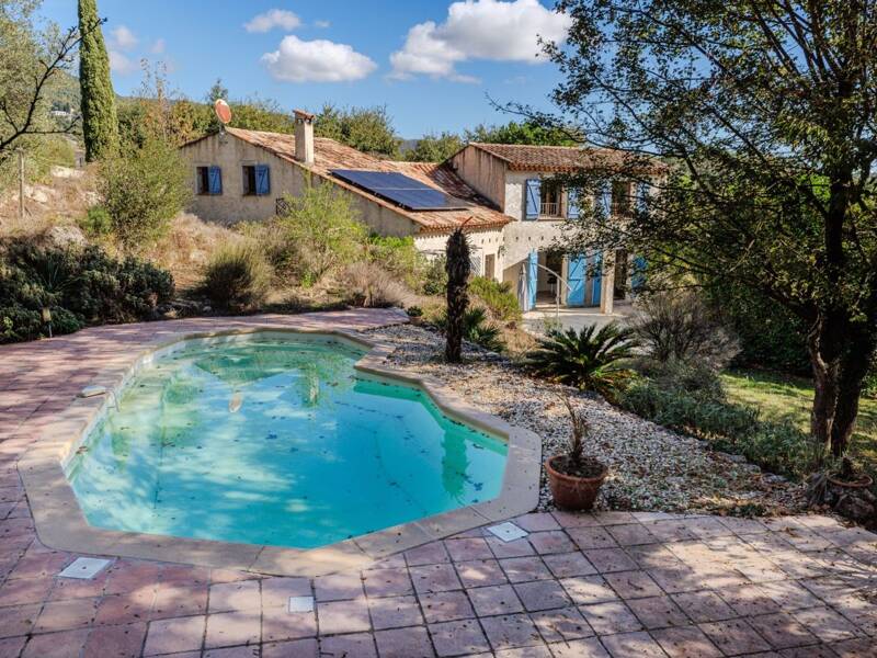 Maison à vendre, 136m², TOURRETTES SUR LOUP