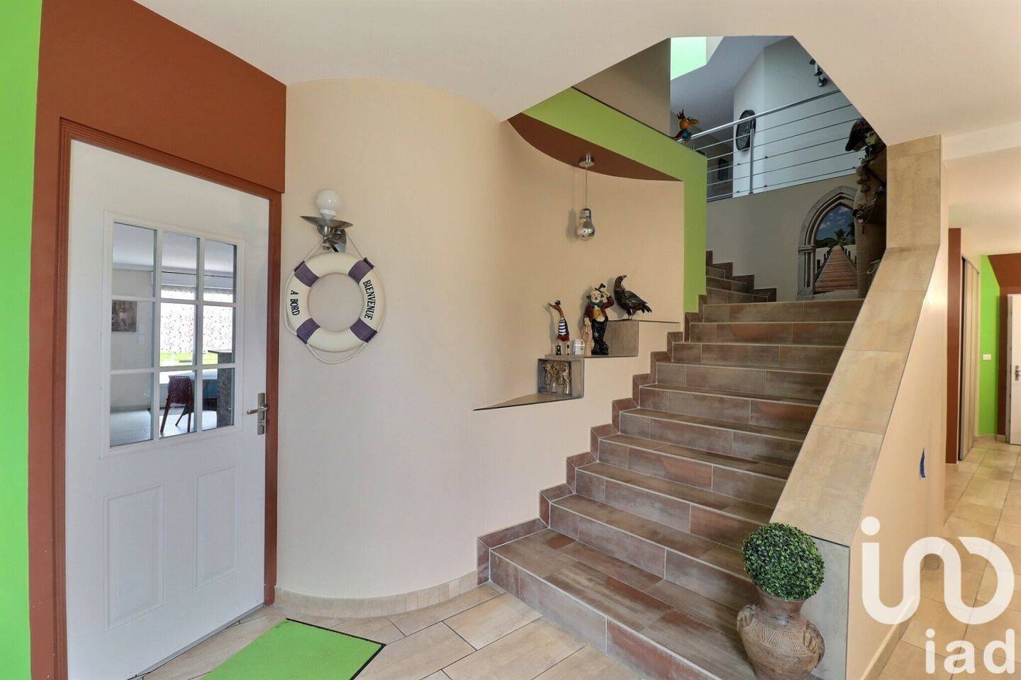 Maison à vendre, 994m², NEUILLE PONT PIERRE