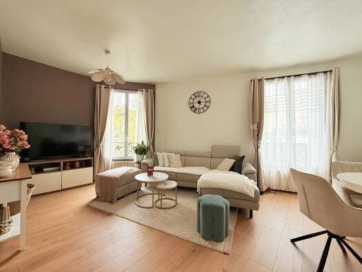 Appartement à vendre 200 000 € 2 pièces 1 chambre 39,6 m² Étage 1/3 Dhuys-François Mitterand Bagnolet 93170