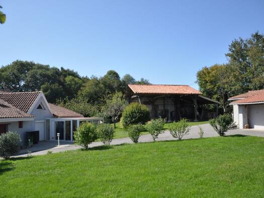 Maison en viager occupé Bouquet 107 000 € 5 pièces 3 chambres 120 m² 50 783 m² de terrain Le Fousseret 31430