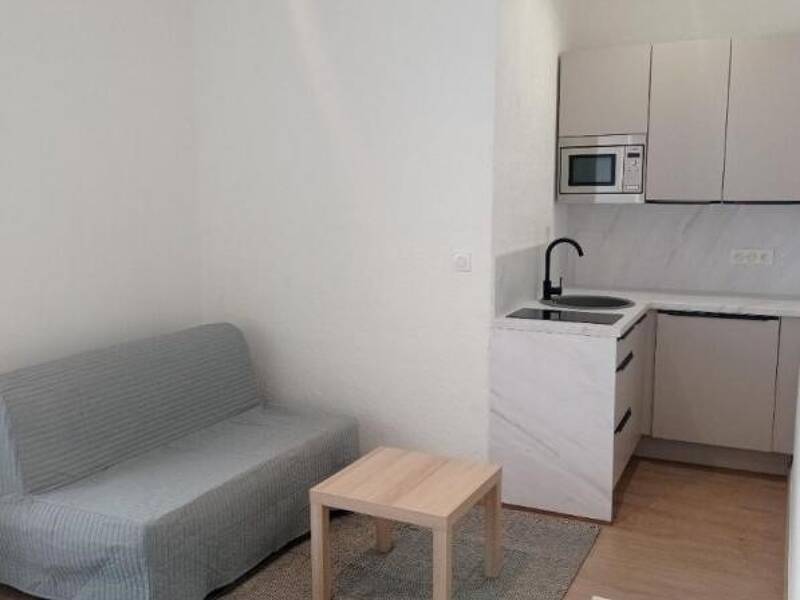 Maison à louer, 19m², NIMES