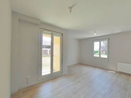 Appartement à vendre 77 000 € 1 pièce 1 chambre 32 m² RDC/2 Jasseron 01250
