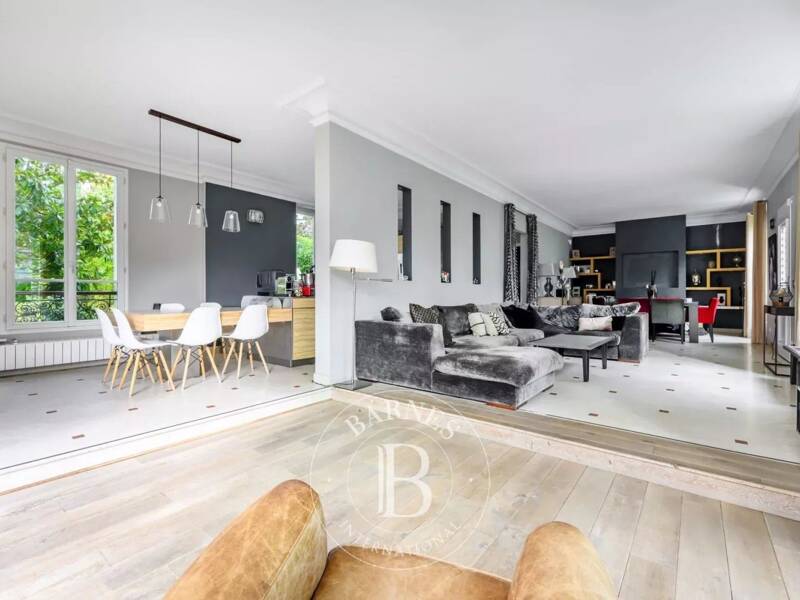 Maison à vendre, 220m², SAINT MAUR DES FOSSES