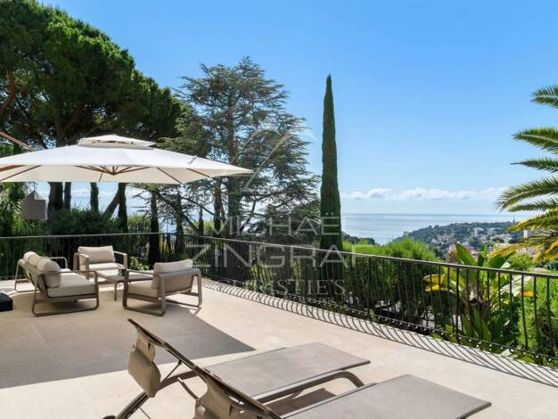 Villa à vendre 4 800 000 € 4 chambres 256,2 m² 1 418 m² de terrain Village-Cros de Caste-Coupiere-Mont Gros Roquebrune-Cap-Martin 06190