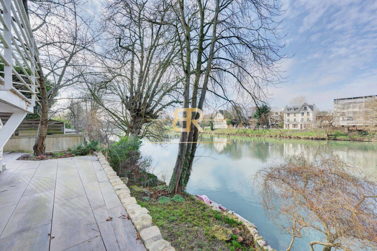 Maison à vendre, 700m², SAINT MAUR DES FOSSES