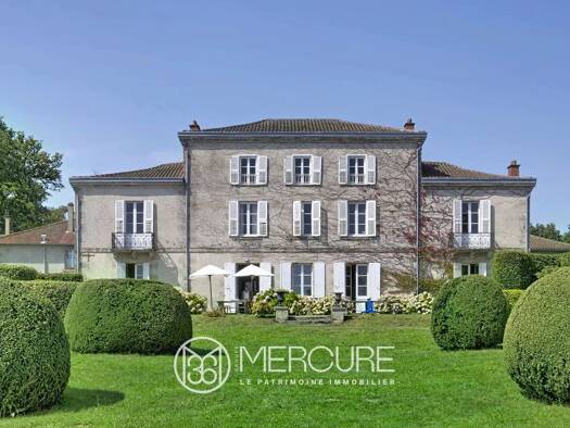 Maison à vendre 320 000 € 10 pièces 8 chambres 410 m² 14 444 m² de terrain LandougeLimoges Nord Limoges 87000