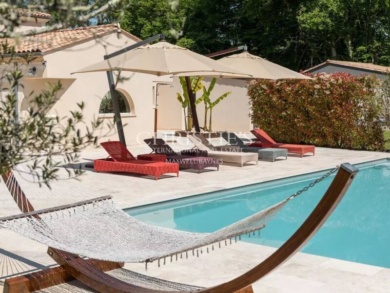 Maison à vendre, 347m², FARGUES SAINT HILAIRE