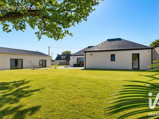 Maison de plain-pied à vendre 469 000 € 8 pièces 5 chambres 205 m² 1 178 m² de terrain Allaire 56350