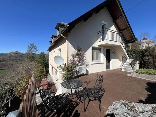 Maison à vendre 259 000 € 8 pièces 6 chambres 207 m² 735 m² de terrain Labassère 65200