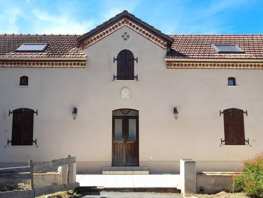 Maison à vendre 212 000 € 3 pièces 2 chambres 184 m² 6 755 m² de terrain Maubourguet 65700