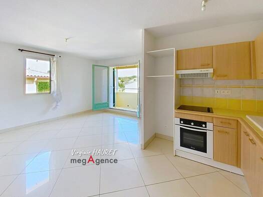 Appartement à vendre 155 900 € 3 pièces 2 chambres 55 m² Étage 1/1 Vinassan 11110