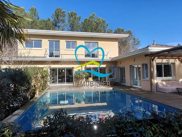 Villa à vendre 880 000 € 6 pièces 4 chambres 182 m² 930 m² de terrain Lege Bourg Lège-Cap-Ferret 33950